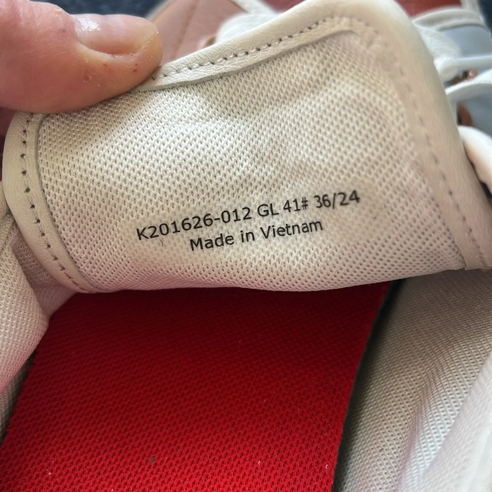 Camper Runner Up Twins 41 - Picture 9 of 10